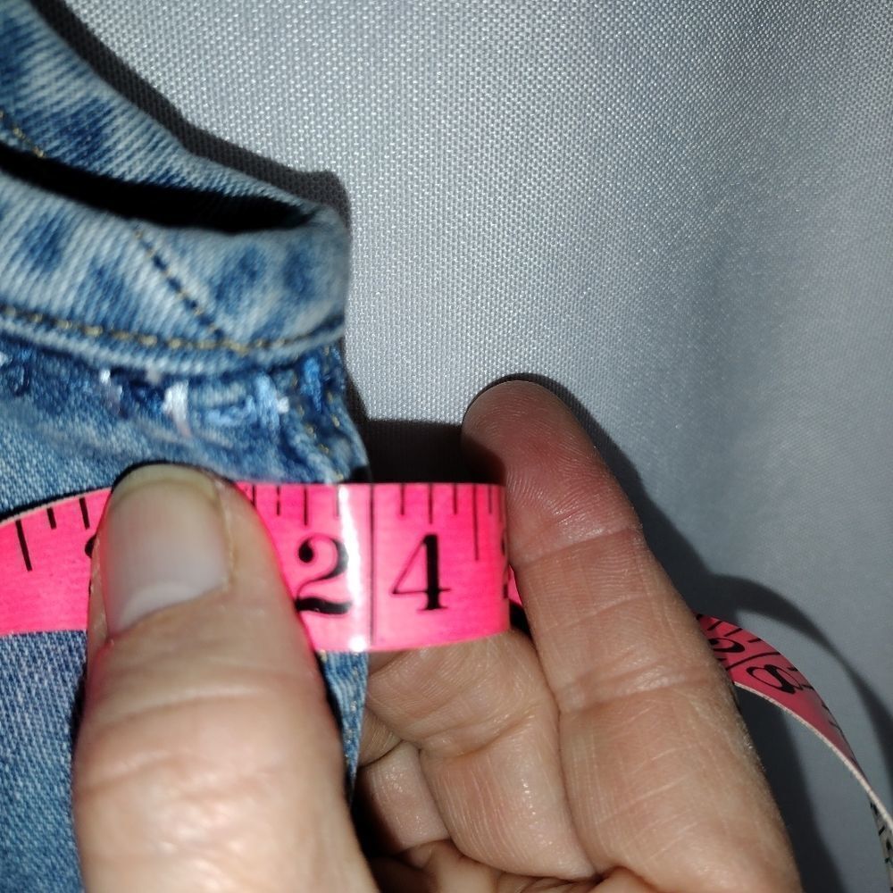 Vintage Liz Claiborne denim vest - Picture 6 of 7